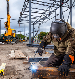 15 zawodów, których nie uczą w liceach, a w których można świetnie zarobić