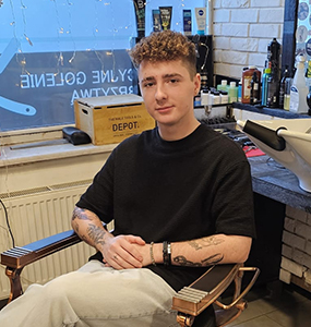 Od fryzjera do barbera – wywiad z Jackiem