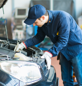 Książki dla przyszłych mechaników samochodowych