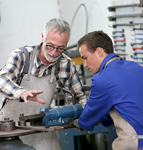 Mentoring i opieka nad młodocianym